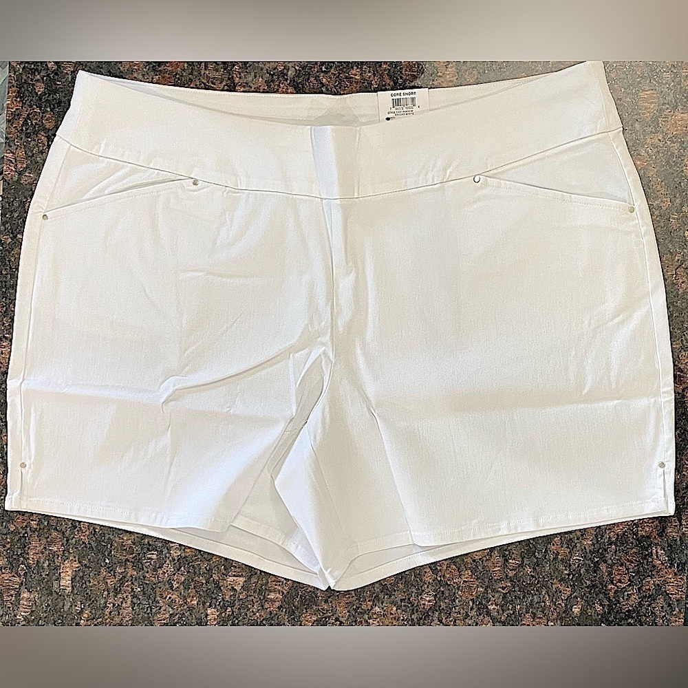 INC, Plus Size Core White Mid Rise Shorts
